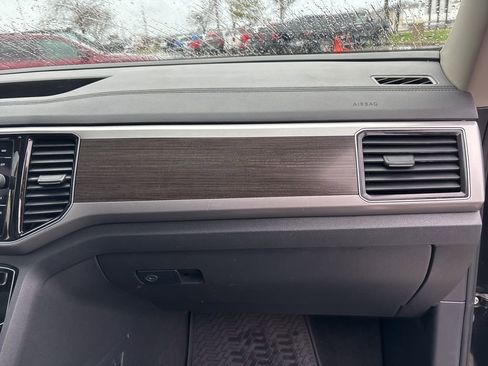 Used 2019 Volkswagen Atlas SEL R-Line image 58