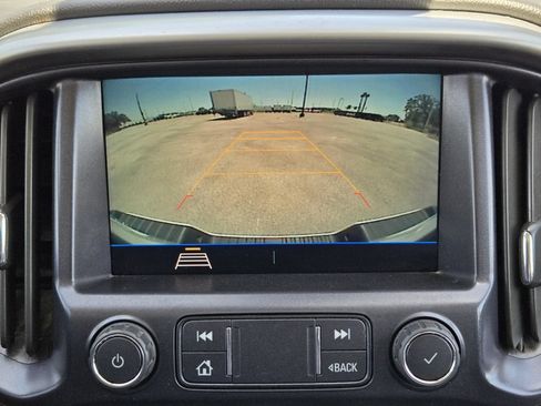 Used 2022 Chevrolet Colorado LT w/ Fleet Safety Package RWD image 19