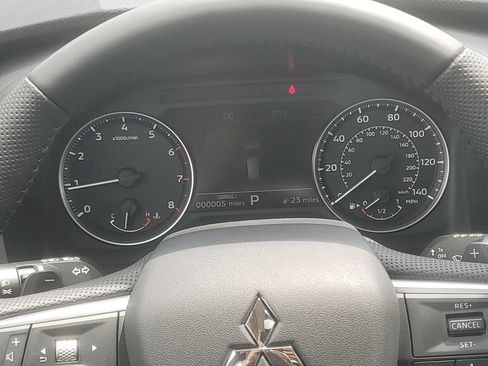 New 2026 Mitsubishi Outlander AWD image 16