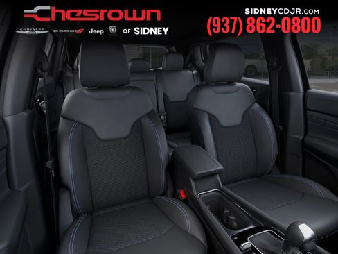 New 2026 Jeep Compass Latitude image 16