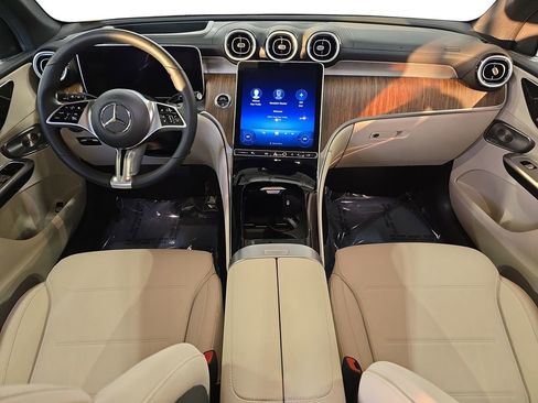 Certified 2024 Mercedes-Benz GLC 300 GLC 300 image 10