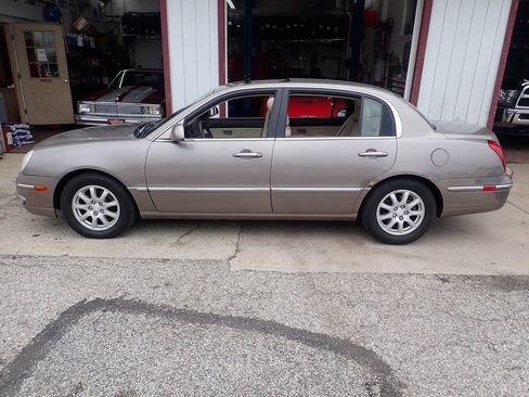 Used 2007 Kia Amanti w/ Leather Pkg FWD image 14