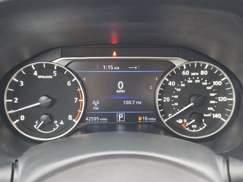 Used 2022 Nissan Altima 2.5 SR w/ Midnight Edition Package AWD/4WD image 21