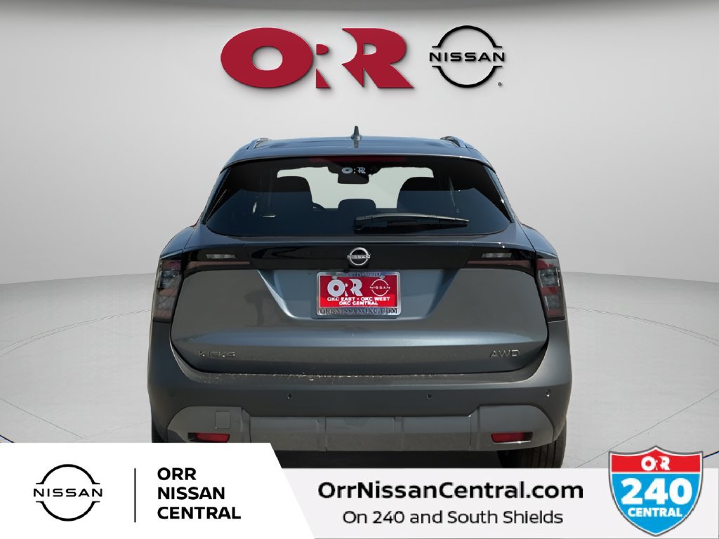 Used 2025 Nissan Kicks SV w/ SV Premium Package AWD/4WD image 6