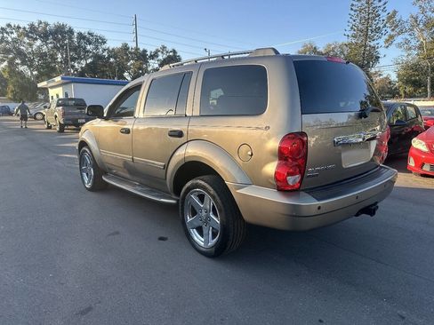 Used 2007 Dodge Durango Limited w/ Trailer Tow Group image 5