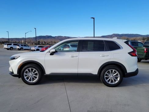 Used 2023 Honda CR-V EX image 2