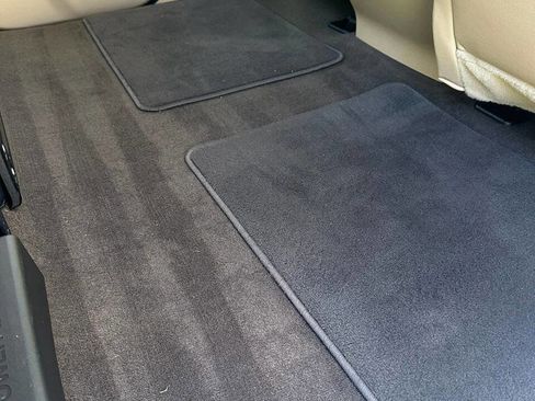 Used 2020 Ford F150 Lariat w/ Equipment Group 502A Luxury image 13