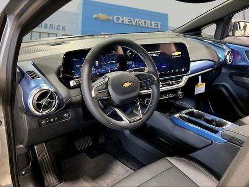 New 2026 Chevrolet Equinox EV LT FWD image 6