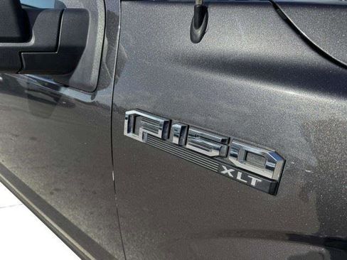 Used 2018 Ford F150 XLT RWD image 11