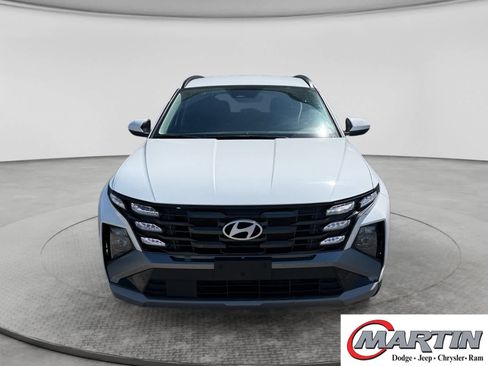 Used 2025 Hyundai Tucson SEL AWD/4WD image 2