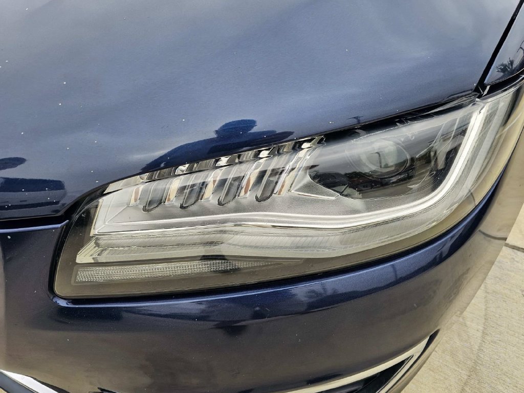 Used 2017 Lincoln MKZ Reserve w/ Climate Package FWD image 7