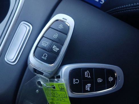 Used 2023 Hyundai Santa Fe SEL w/ Premium Package FWD image 6