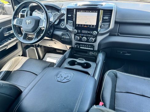 Used 2022 RAM 3500 Laramie AWD/4WD image 16