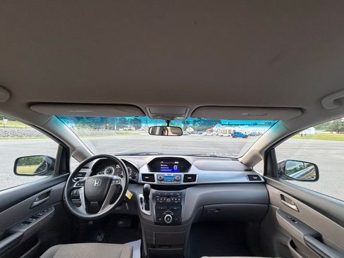Used 2012 Honda Odyssey EX image 20