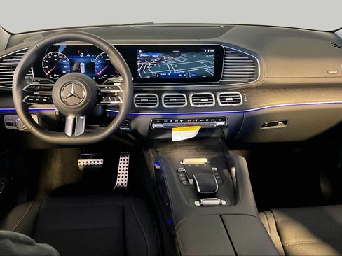 New 2026 Mercedes-Benz GLS 450 4MATIC image 7