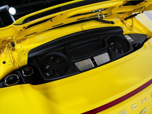 Used 2014 Porsche 911 Carrera 4S image 43