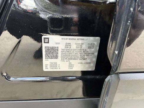 Used 2019 Cadillac XT4 Premium Luxury AWD/4WD image 22