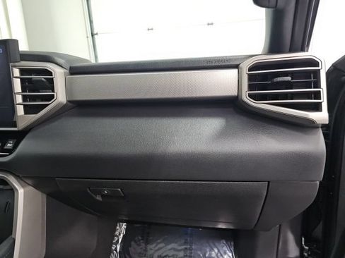 Used 2026 Toyota Sequoia Limited AWD/4WD image 44