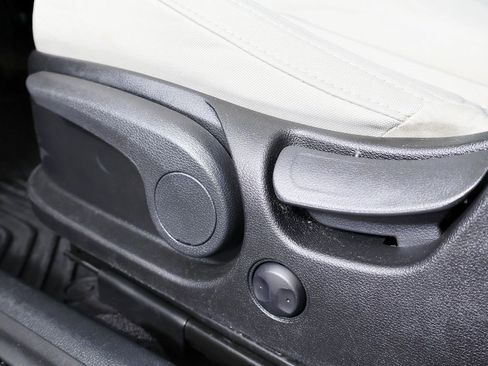 Used 2017 Kia Optima LX image 30