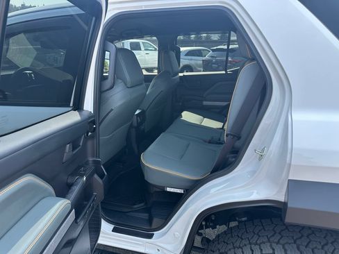 Used 2025 Toyota 4Runner Trailhunter AWD/4WD image 14