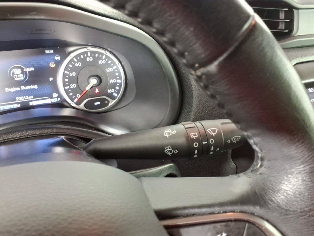 Used 2021 Jeep Renegade Limited AWD/4WD image 20