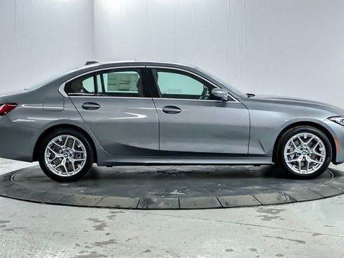 Used 2026 BMW 330i Sedan w/ Convenience Package RWD image 8