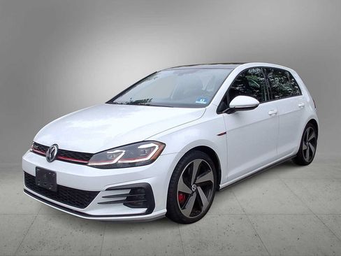 Used 2018 Volkswagen GTI SE FWD image 4