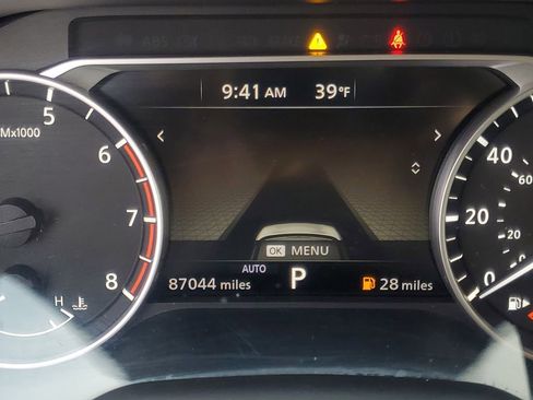 Used 2022 Nissan Rogue SV image 14