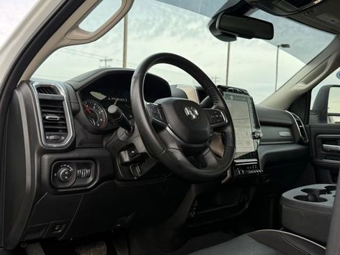 Used 2024 RAM 2500 Laramie AWD/4WD image 13