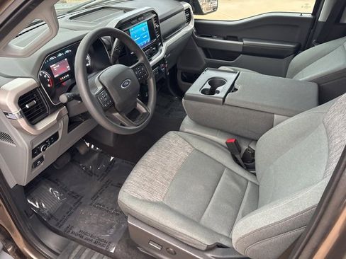 Used 2023 Ford F150 XLT image 11