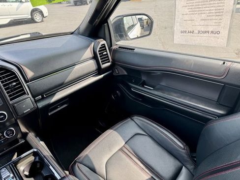 Used 2020 Ford Expedition Limited w/ Equipment Group 303A image 23