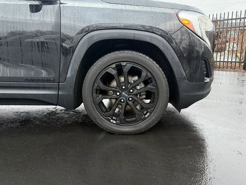 Used 2020 GMC Terrain SLT w/ Preferred Package image 9