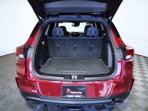 Used 2021 Chevrolet TrailBlazer RS w/ Sun and Liftgate Package AWD/4WD image 10