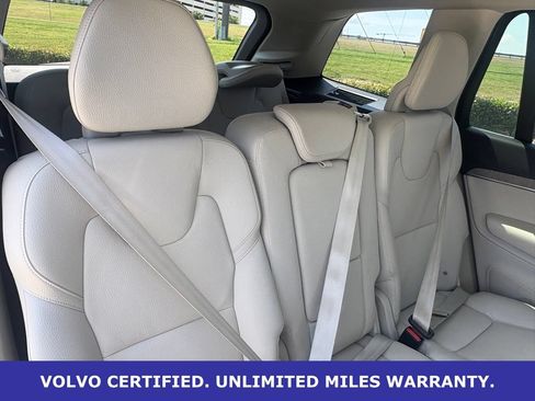 Certified 2025 Volvo XC90 T8 Plus w/ Protection Package Premier AWD/4WD image 36