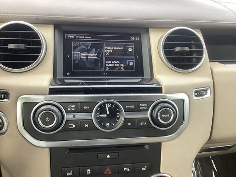 Used 2016 Land Rover LR4 HSE LUX image 6