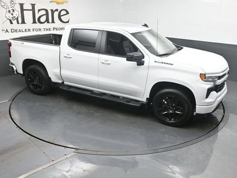 New 2026 Chevrolet Silverado 1500 RST w/ Convenience Package II AWD/4WD image 16
