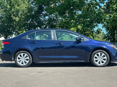 Used 2022 Toyota Corolla LE FWD image 8