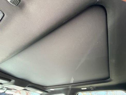 Used 2021 Ford F150 Lariat w/ Equipment Group 502A High image 18