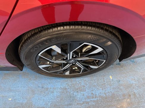 Used 2025 Hyundai Sonata SEL image 16