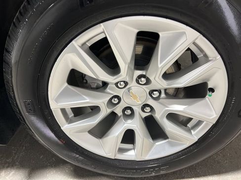 Used 2023 Chevrolet Silverado 1500 Custom image 46