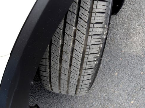 Used 2022 Honda HR-V LX image 24