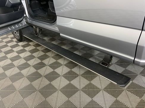 Used 2024 Ford F350 Platinum w/ FX4 Off-Road Package image 16