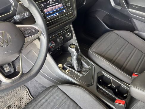 Used 2022 Volkswagen Tiguan S image 12