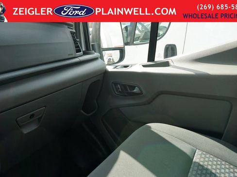 Used 2024 Ford Transit 250 Low Roof AWD w/ Exterior Upgrade Package image 26