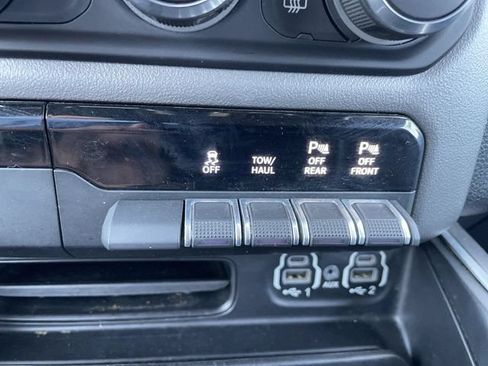 Used 2022 RAM 1500 Big Horn RWD image 17
