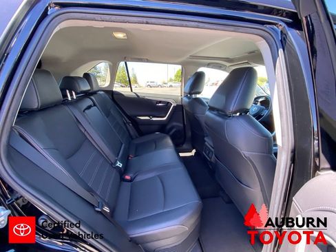 Certified 2022 Toyota RAV4 Limited AWD/4WD image 18