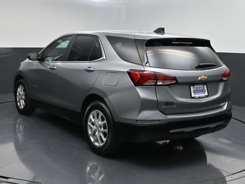 Used 2023 Chevrolet Equinox LT FWD image 5