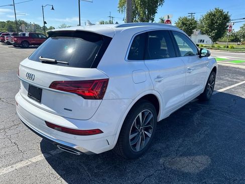 Used 2023 Audi Q5 2.0T Premium w/ Convenience Package AWD/4WD image 9