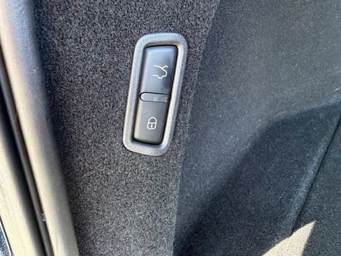 Used 2023 Maserati Levante Modena AWD/4WD image 16