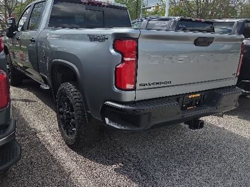 New 2026 Chevrolet Silverado 3500 LT w/ Trail Boss Package AWD/4WD image 4